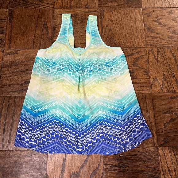 Multicolored Sleeveless Tank Top with Cut Out Detail - Picture 1 of 6